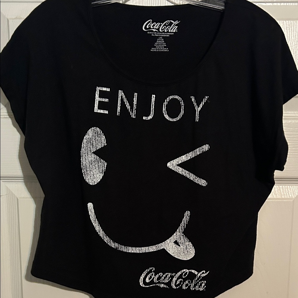 Coca Cola Juniors‎ Black Tee with Graphic Design